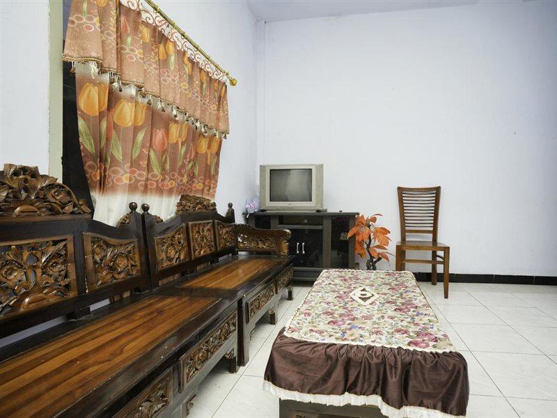 Spot On 2126 Bromo Indah Homestay بروبولينغو المظهر الخارجي الصورة