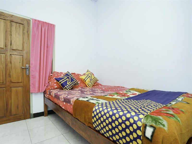Spot On 2126 Bromo Indah Homestay بروبولينغو المظهر الخارجي الصورة